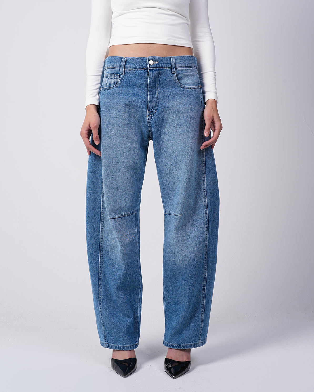 Blue Barrel-Fit Denim Pants