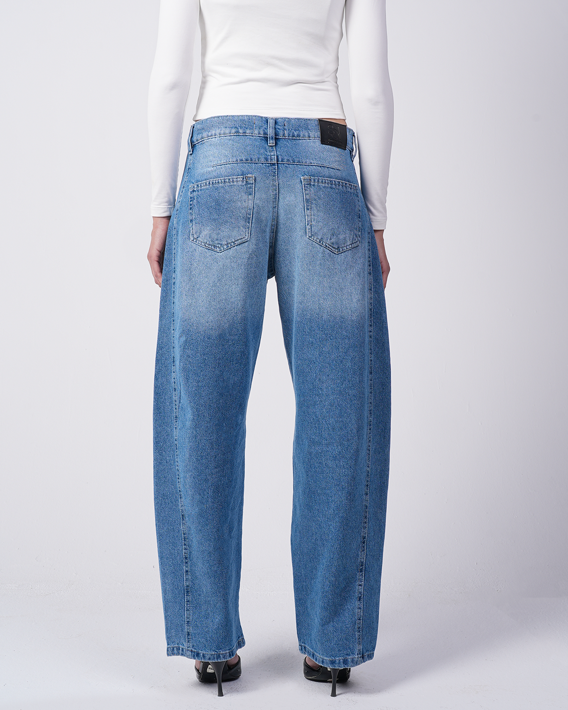 Blue Barrel-Fit Denim Pants