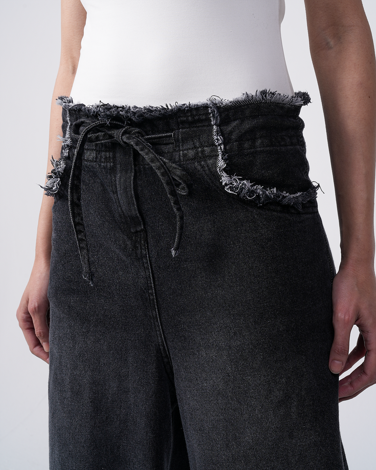 Black Wide-Leg Unfinished Denim Pants