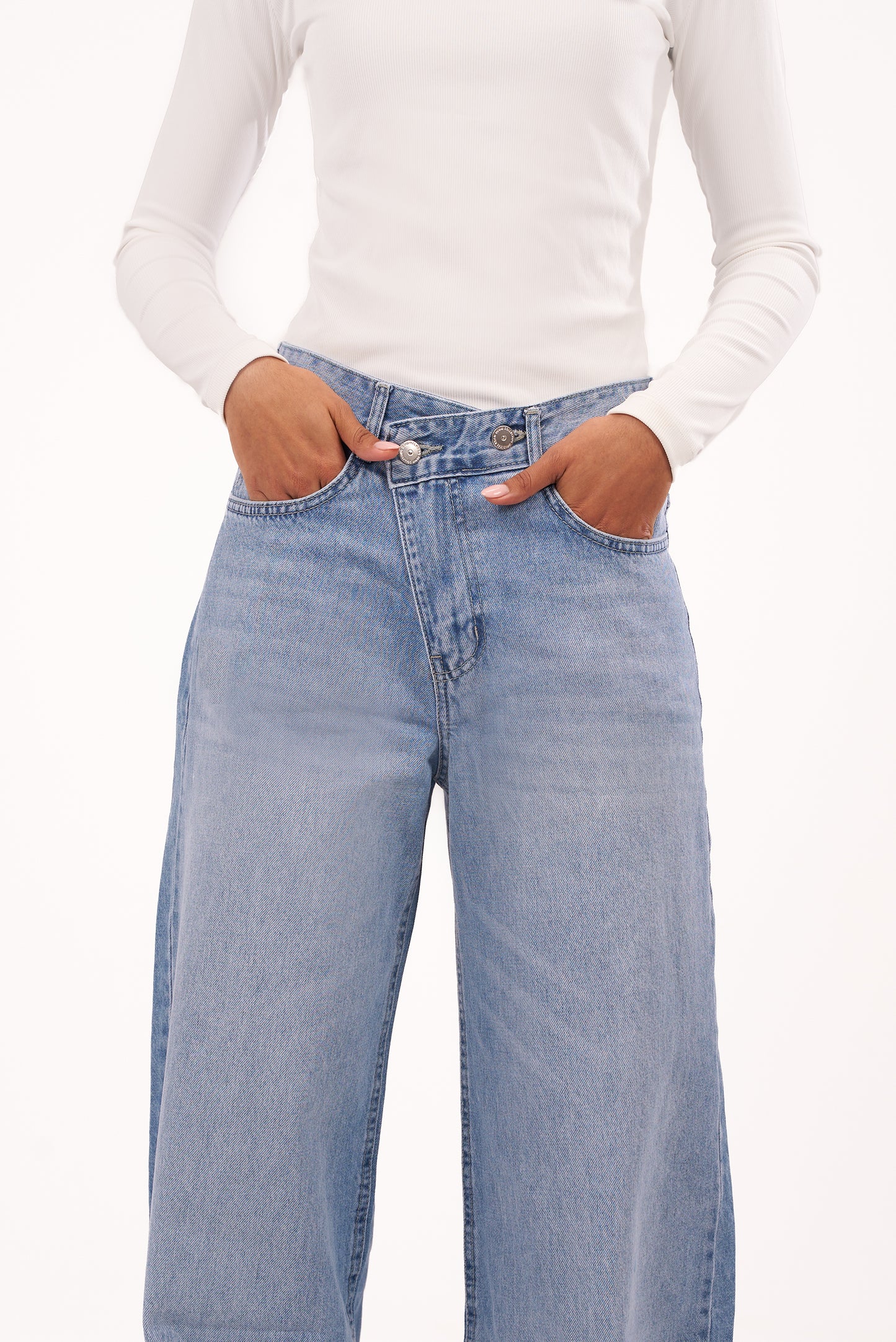 Crossed-Waist Sky Blue Denim Pants